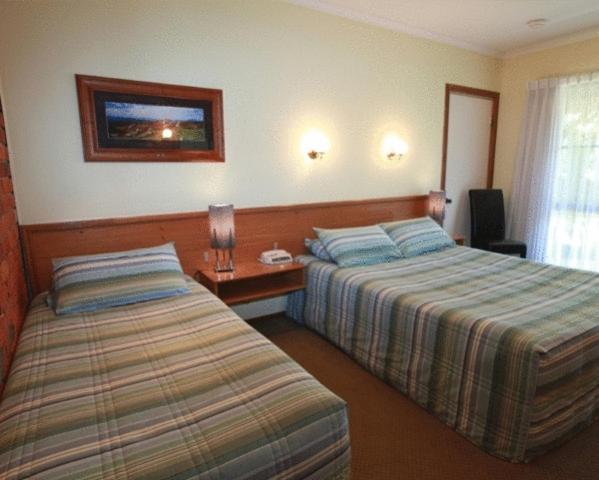 Mansfield Valley Motor Inn Екстер'єр фото